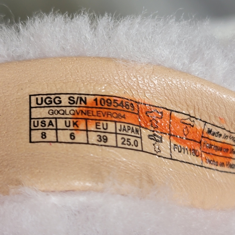 UGG Del Rey Fluff Heel - Picture 8 of 9